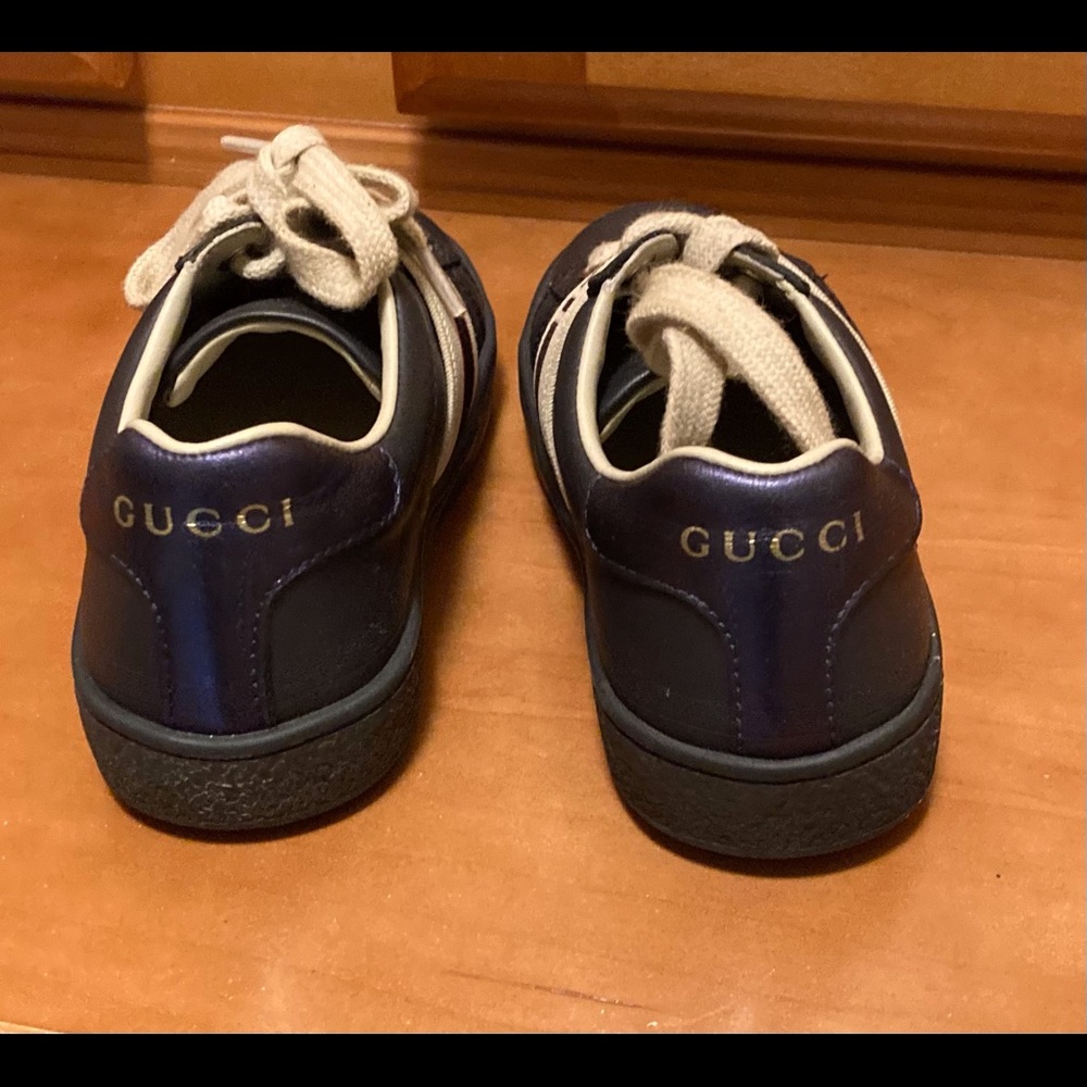 Kids Gucci shoes 7c